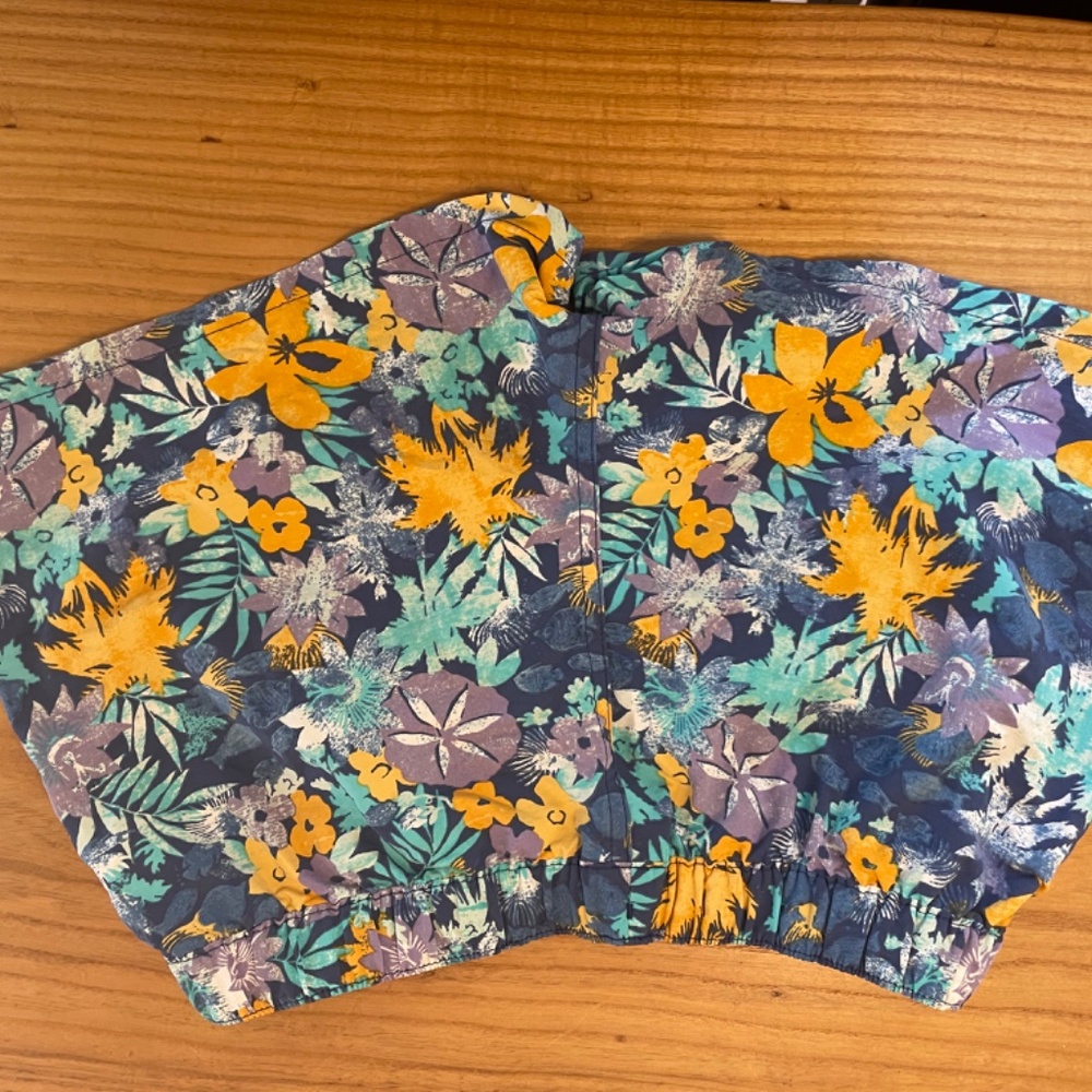 Patagonia Barely Baggies Size Small - Picture 2 of 3